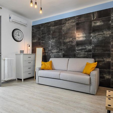 Insubria 8-3Sx - Monolocale Cool Apartment มิลาน ภายนอก รูปภาพ