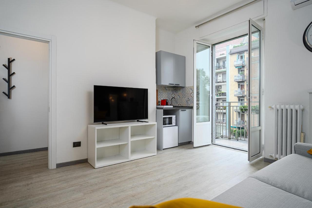 Insubria 8-3Sx - Monolocale Cool Apartment มิลาน ภายนอก รูปภาพ